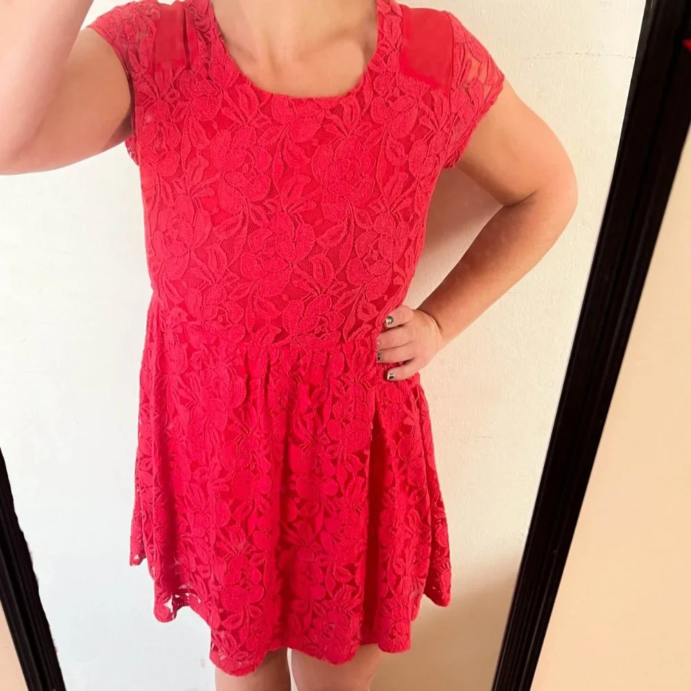 anthropologie red lace fit & flare dress w/short sleeves size medium - Picture 5 of 9